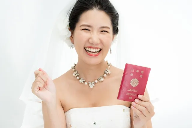 和泉市での国際結婚の複雑な手続きは行政書士にお任せ